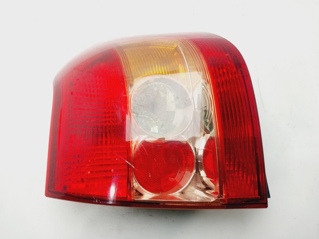 Lampa zespolona tylna lewa 8156002300 TOYOTA