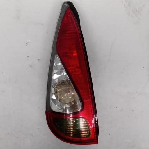 Kupić Lampa zespolona tylna lewa Toyota Yaris NCP2 w dobrej cenie