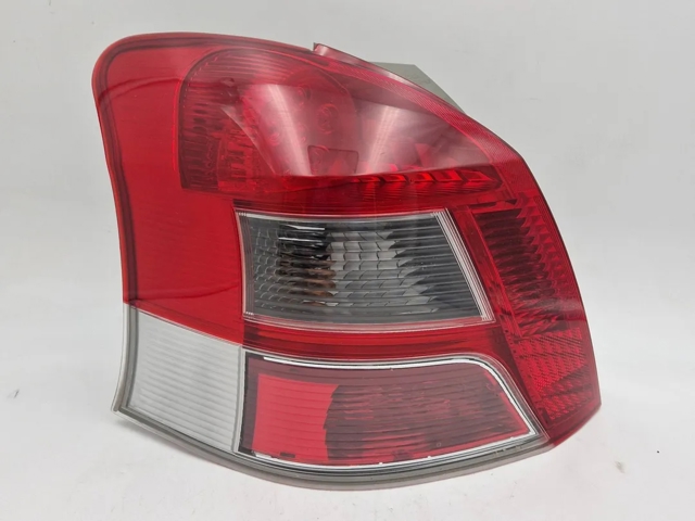 Lampa zespolona tylna lewa 815610D251 TOYOTA