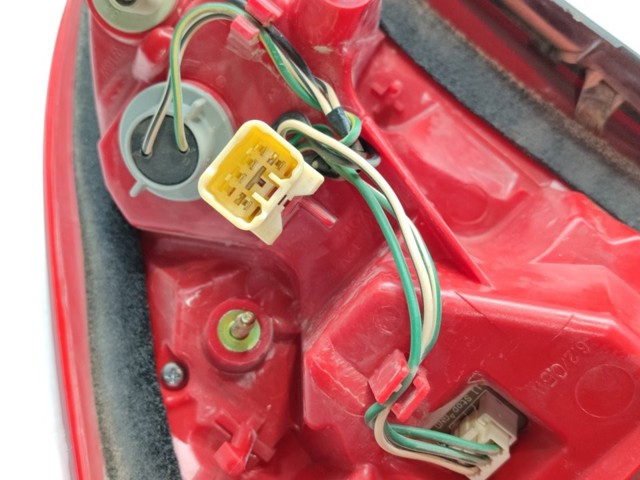 Lampa zespolona tylna lewa 8156142090 TOYOTA