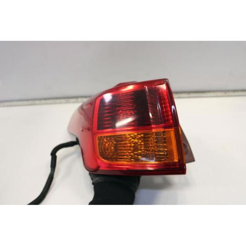 Lampa zespolona tylna lewa zewnętrzna 8156142170 Toyota