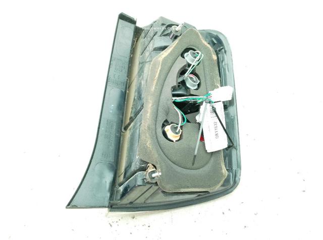 Lampa zespolona tylna lewa Toyota Prius NHW20