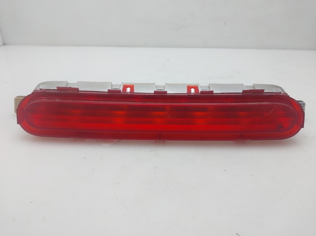 Lampa stop tylna dodatkowa 815700F011 TOYOTA