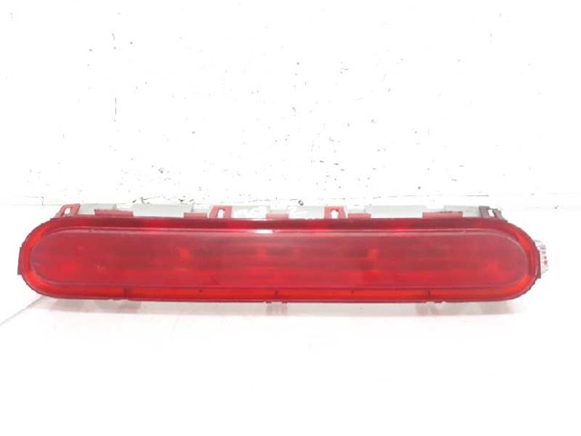 Lampa stop tylna dodatkowa 815700F011 TOYOTA