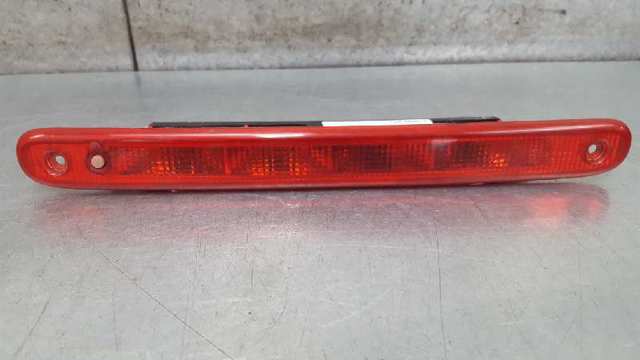 Lampa stop tylna dodatkowa 815700H010 TOYOTA
