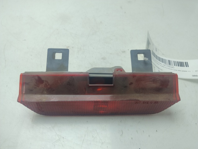 Lampa stop tylna dodatkowa 8157049015 TOYOTA