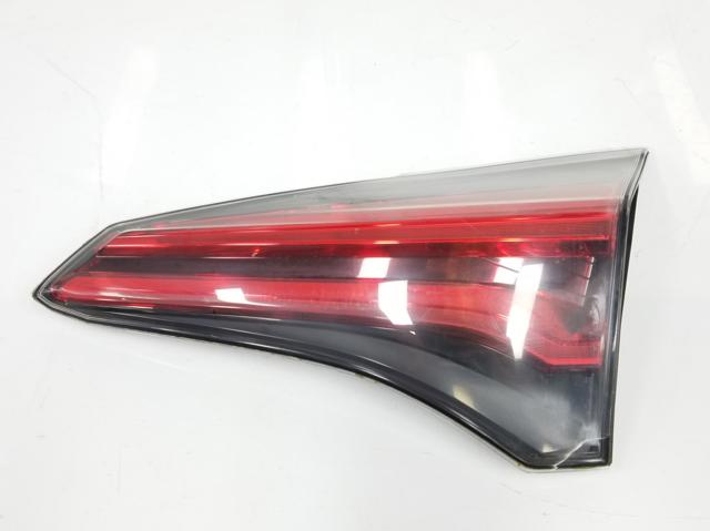 Lampa zespolona tylna prawa wewnętrzna 8158042030 Toyota