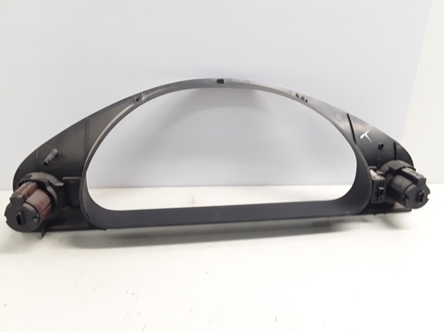 8159735 BMW