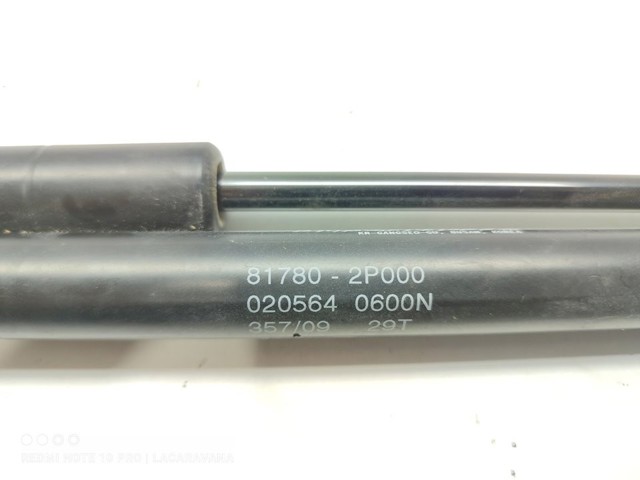 Amortyzator klapy bagażnika (3/5 drzwi-tylnych) 817702P000 HYUNDAI