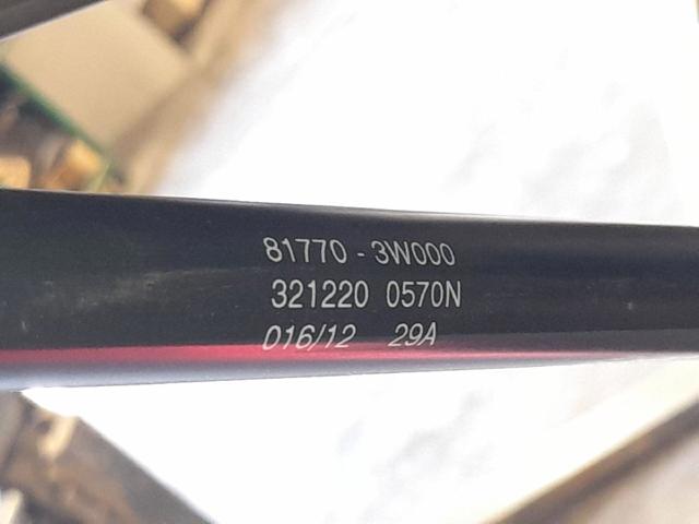 817703W000 Hyundai/Kia