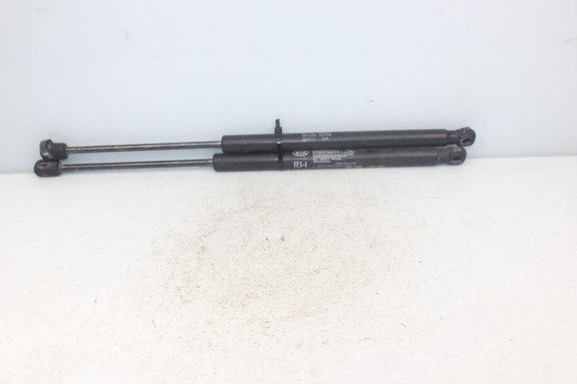817703W000 Hyundai/Kia