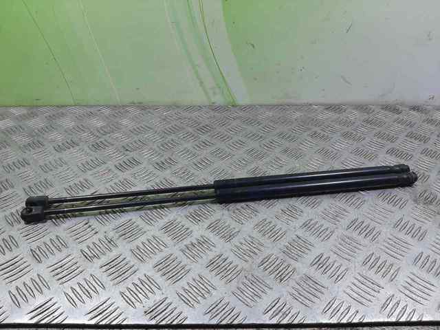 Amortyzator klapy bagażnika (3/5 drzwi-tylnych) 8185086G00 SUZUKI