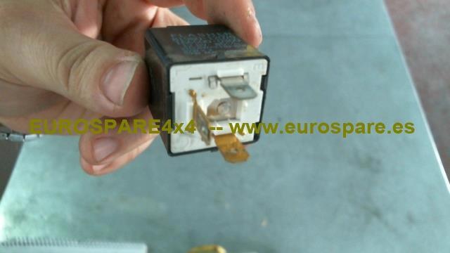 Przekaźnik kierunkowskazów Toyota Hiace 3 H10