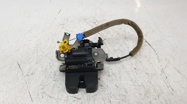 Zamek klapy bagażnika (3/5 drzwi tylnych) 81A827506 VAG