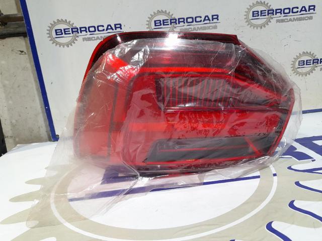 Lampa zespolona tylna prawa 81A945092 VAG