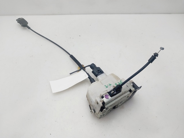 Zamek drzwi tylnych lewych 8200000657 RENAULT