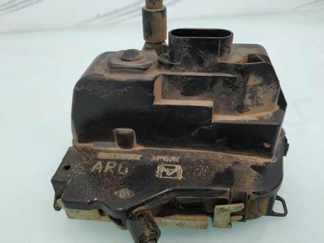 Zamek drzwi tylnych lewych 8200000657 RENAULT