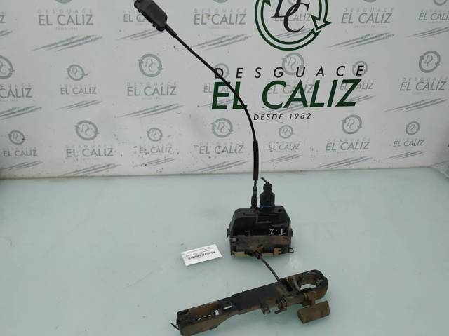 Zamek drzwi tylnych lewych 8200000657 RENAULT
