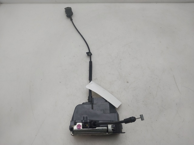 Zamek drzwi tylnych lewych 8200000657 RENAULT