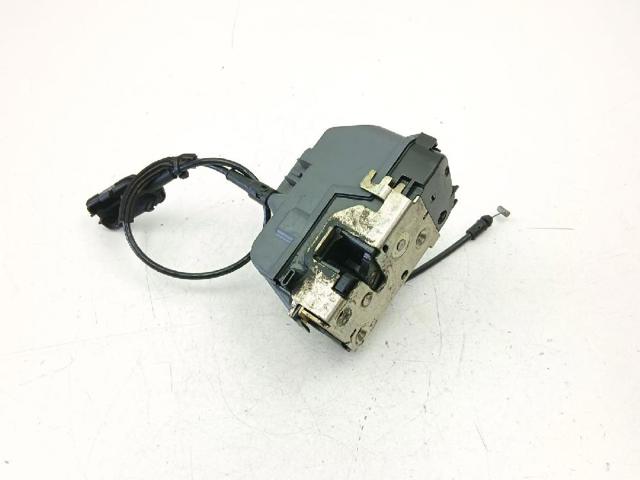 Zamek drzwi tylnych prawych 8200000658 RENAULT