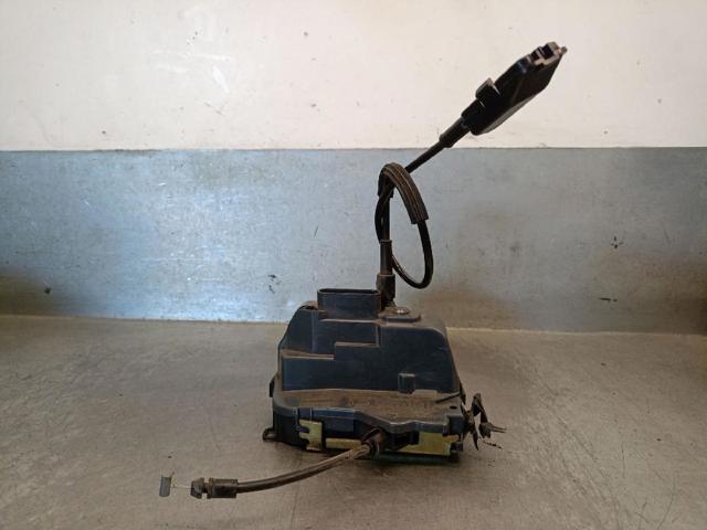 Zamek drzwi tylnych prawych 8200000658 RENAULT