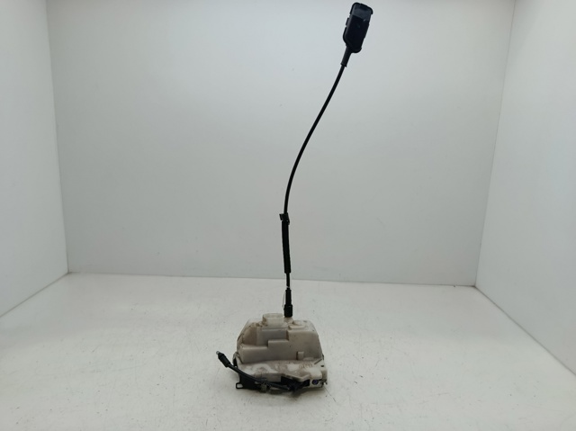 Zamek drzwi tylnych prawych 8200000658 RENAULT