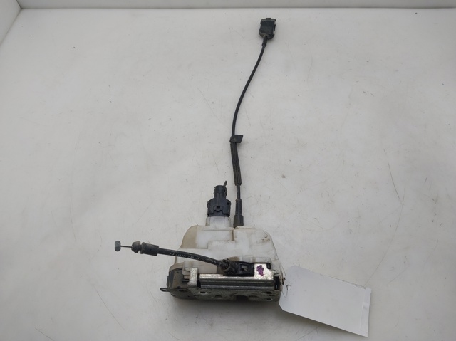Zamek drzwi tylnych prawych 8200000658 RENAULT