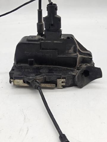 Zamek drzwi przednich lewych 8200000661 RENAULT