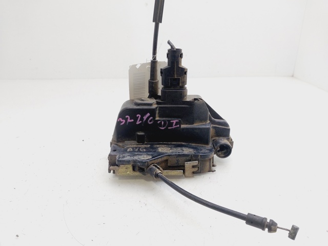 Zamek drzwi przednich lewych 8200000661 RENAULT