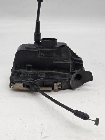 Zamek drzwi przednich lewych 8200000661 RENAULT