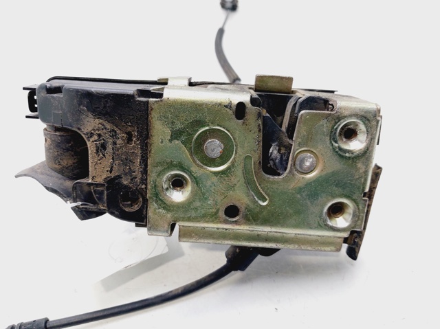 Zamek drzwi przednich lewych 8200000661 RENAULT