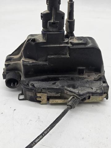 Zamek drzwi przednich prawych 8200000662 RENAULT