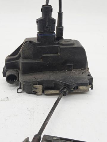 Zamek drzwi przednich prawych 8200000662 RENAULT