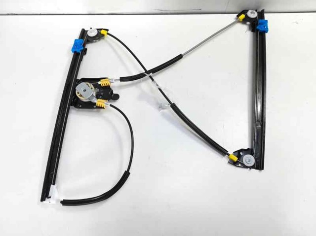Mechanizm podnoszenia szyby drzwi przednich lewych 8200000937 RENAULT