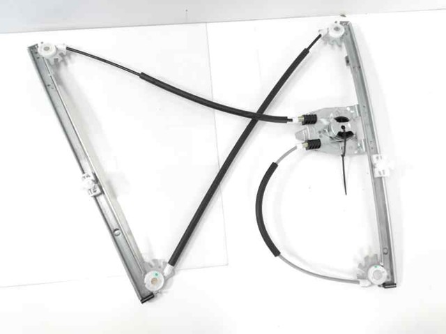 Mechanizm podnoszenia szyby drzwi przednich prawych 8200000938 RENAULT