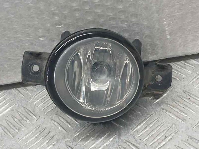 Lampa przeciwmgielna lewa 8200002469 RENAULT