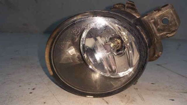 Lampa przeciwmgielna lewa 8200002469 RENAULT