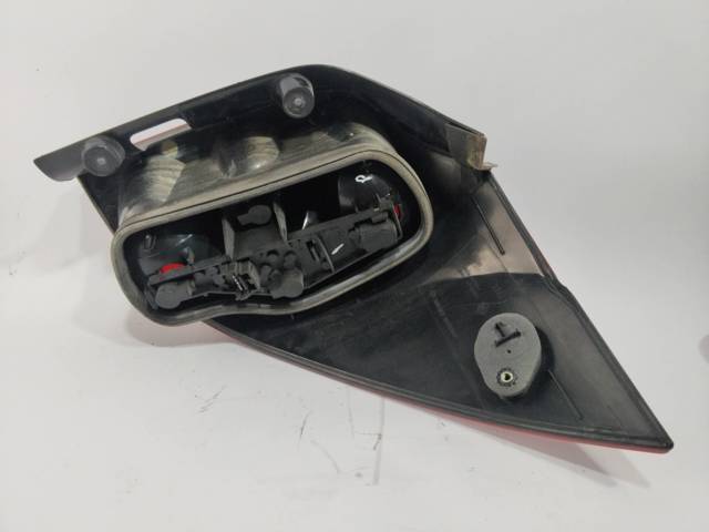 Lampa zespolona tylna lewa 8200002471 RENAULT
