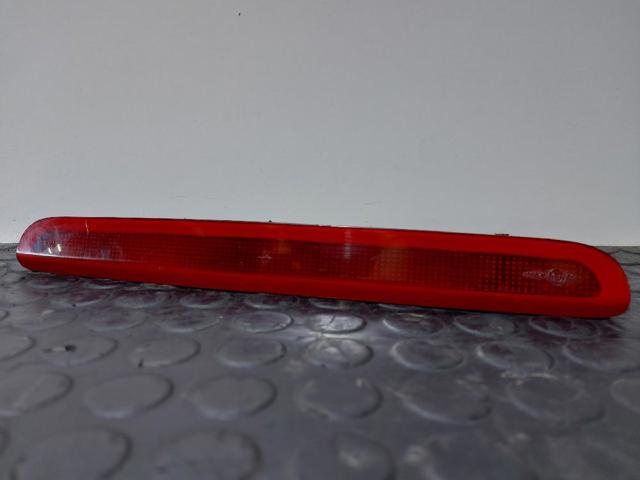 Lampa stop tylna dodatkowa 8200002496 RENAULT