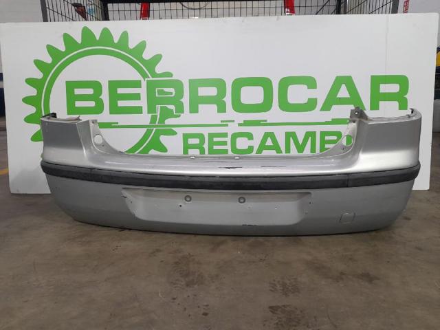 Zderzak tylny 8200002668 RENAULT