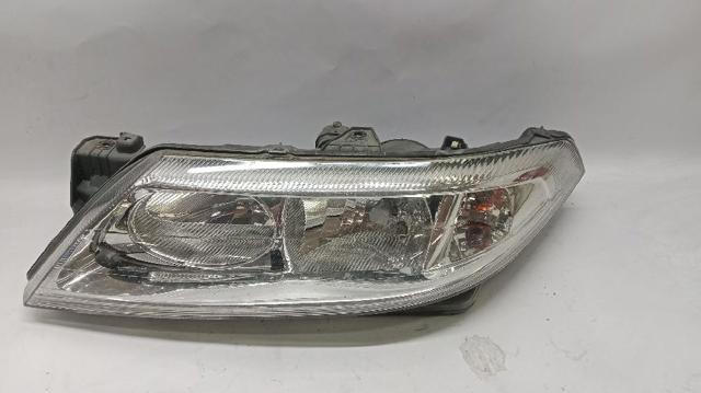 Reflektor lewy 8200002845 RENAULT