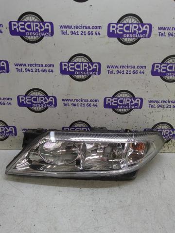 Reflektor lewy 8200002845 RENAULT