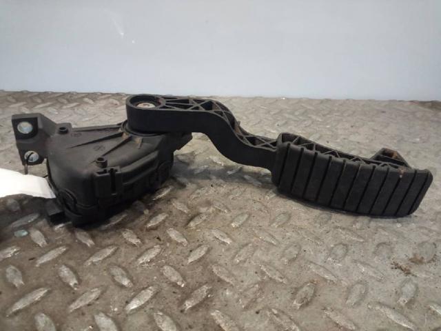 Pedał przyspieszenia (gazu) 8200002904 RENAULT