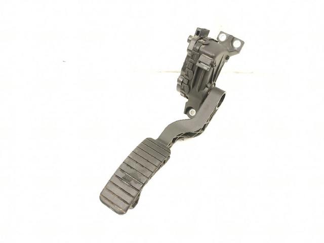 Pedał przyspieszenia (gazu) 8200002904 RENAULT