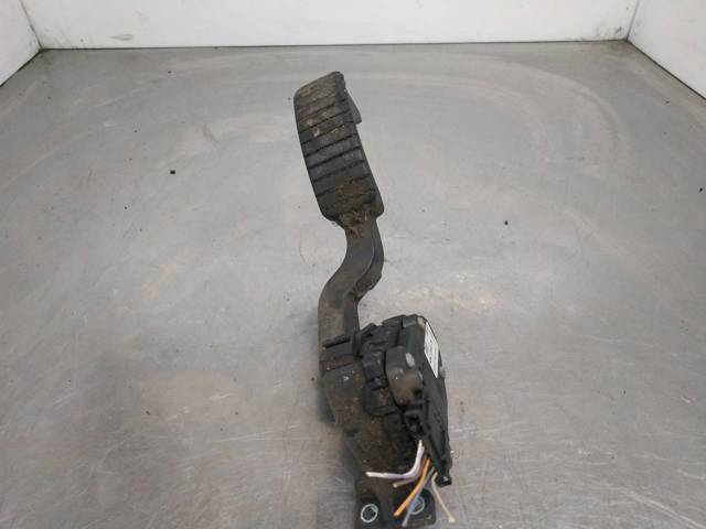 Pedał przyspieszenia (gazu) 8200002904 RENAULT