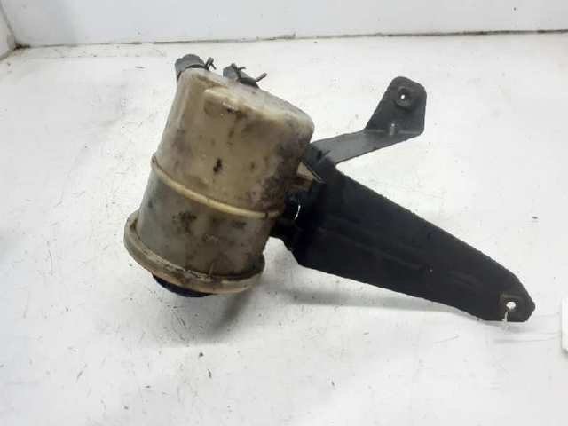 Zbiornik płynu wspomagania 8200005185 NISSAN