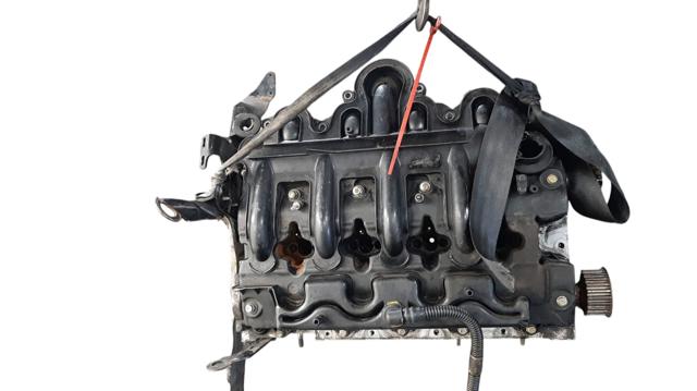 Głowica cylindrów 8200005876 RENAULT