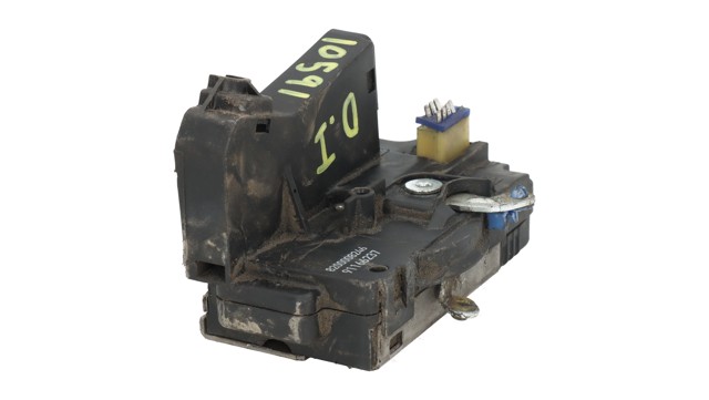 Zamek drzwi przednich lewych 8200008246 NISSAN