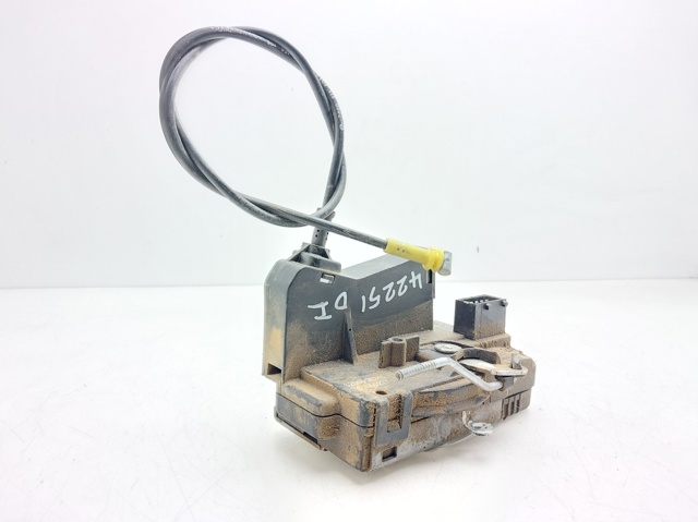 Zamek drzwi przednich lewych 8200008246 RENAULT