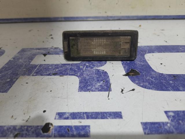 Lampa oświetlenia tylnej tablicy rejestracyjnej 8200013577 RENAULT